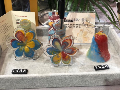 上海图书馆 三年匠心打磨近百精品文创，新馆启航再谱文艺新篇